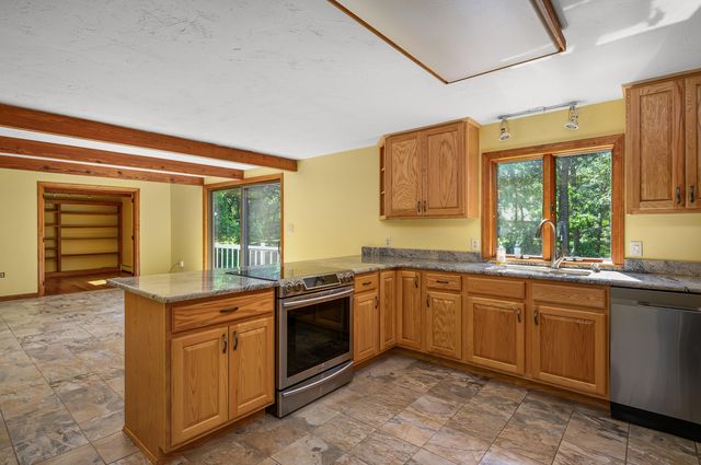 $1,475,000 | 381 Old Jail Lane, Barnstable, MA 02630