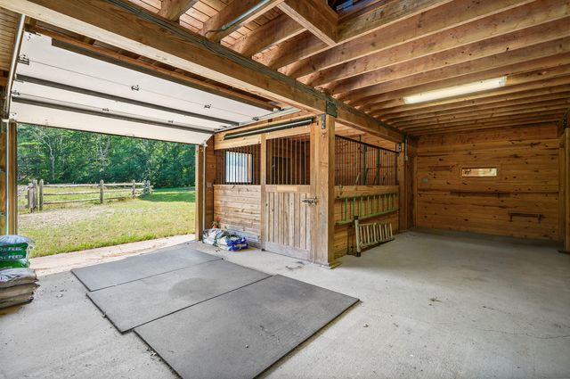 $1,475,000 | 381 Old Jail Lane, Barnstable, MA 02630