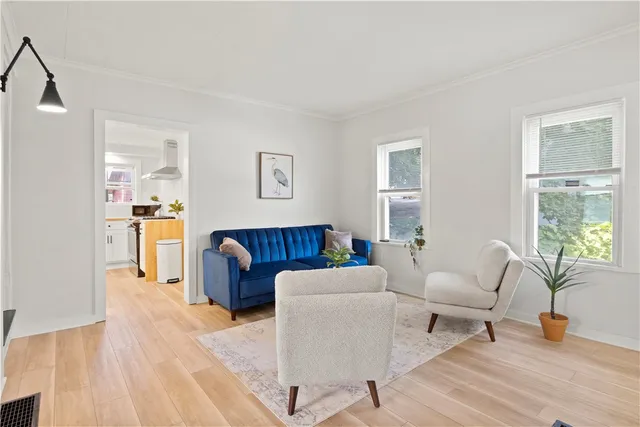 $2,300 | 95 Beaufort Street, Rochester, NY 14620