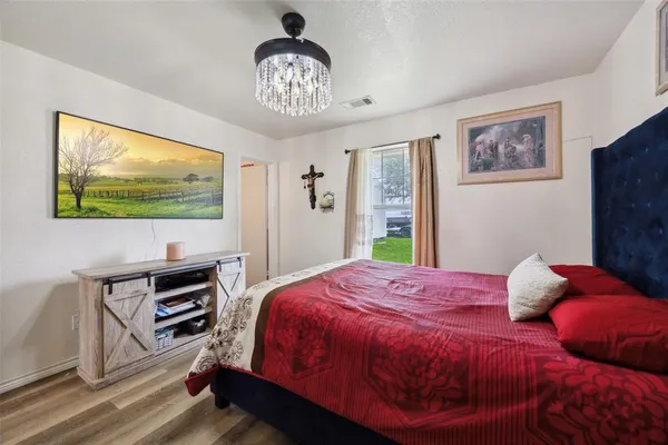 $325,000 | 7879 North Cole Street, Nevada, TX 75173