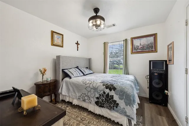 $325,000 | 7879 North Cole Street, Nevada, TX 75173