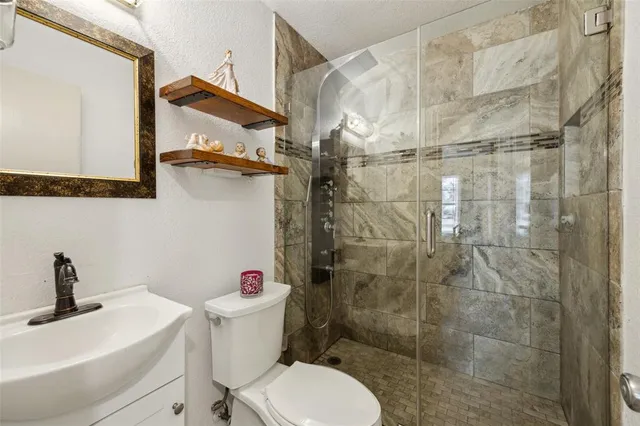 $325,000 | 7879 North Cole Street, Nevada, TX 75173