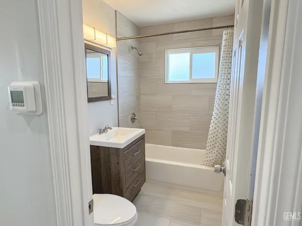 $289,900 | Undisclosed Address, Bakersfield, CA 93306