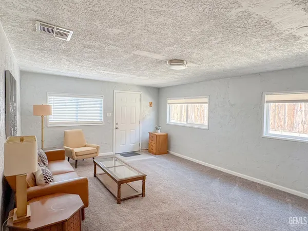 $289,900 | Undisclosed Address, Bakersfield, CA 93306
