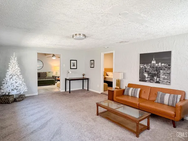 $289,900 | Undisclosed Address, Bakersfield, CA 93306