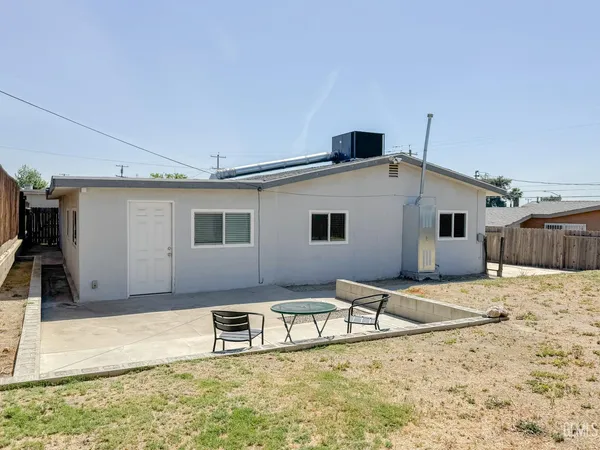 $289,900 | Undisclosed Address, Bakersfield, CA 93306