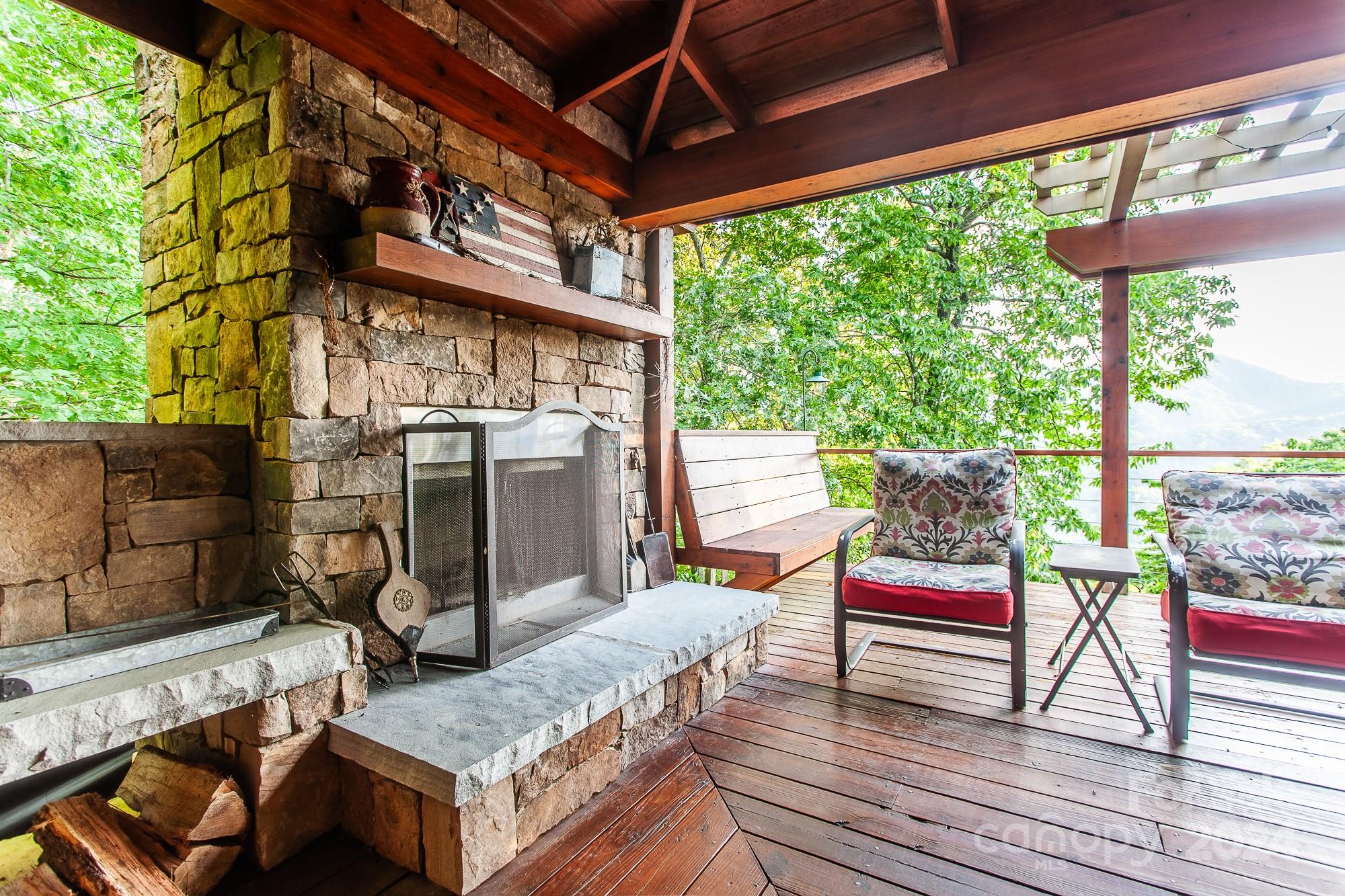 840 Mission Mountain Road Robbinsville, NC 28771 - Photo 12 of 48 Gallery Image 12