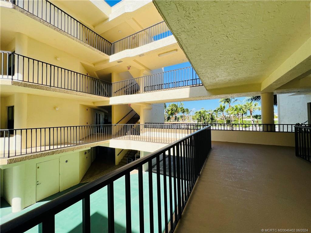 221 Northeast Plantation Road, Unit 215 Stuart, FL 34996 - Photo 64 of 83 a view of balcony and deck