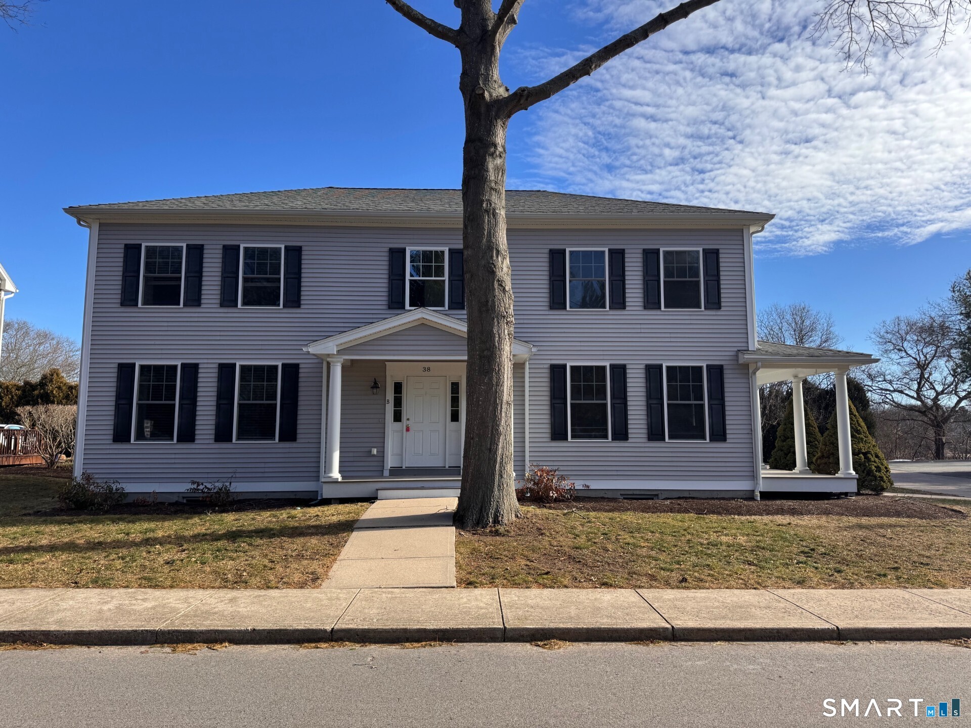38 Prospect Street, Unit B Stonington, CT 06379 - Photo 1 of 19
