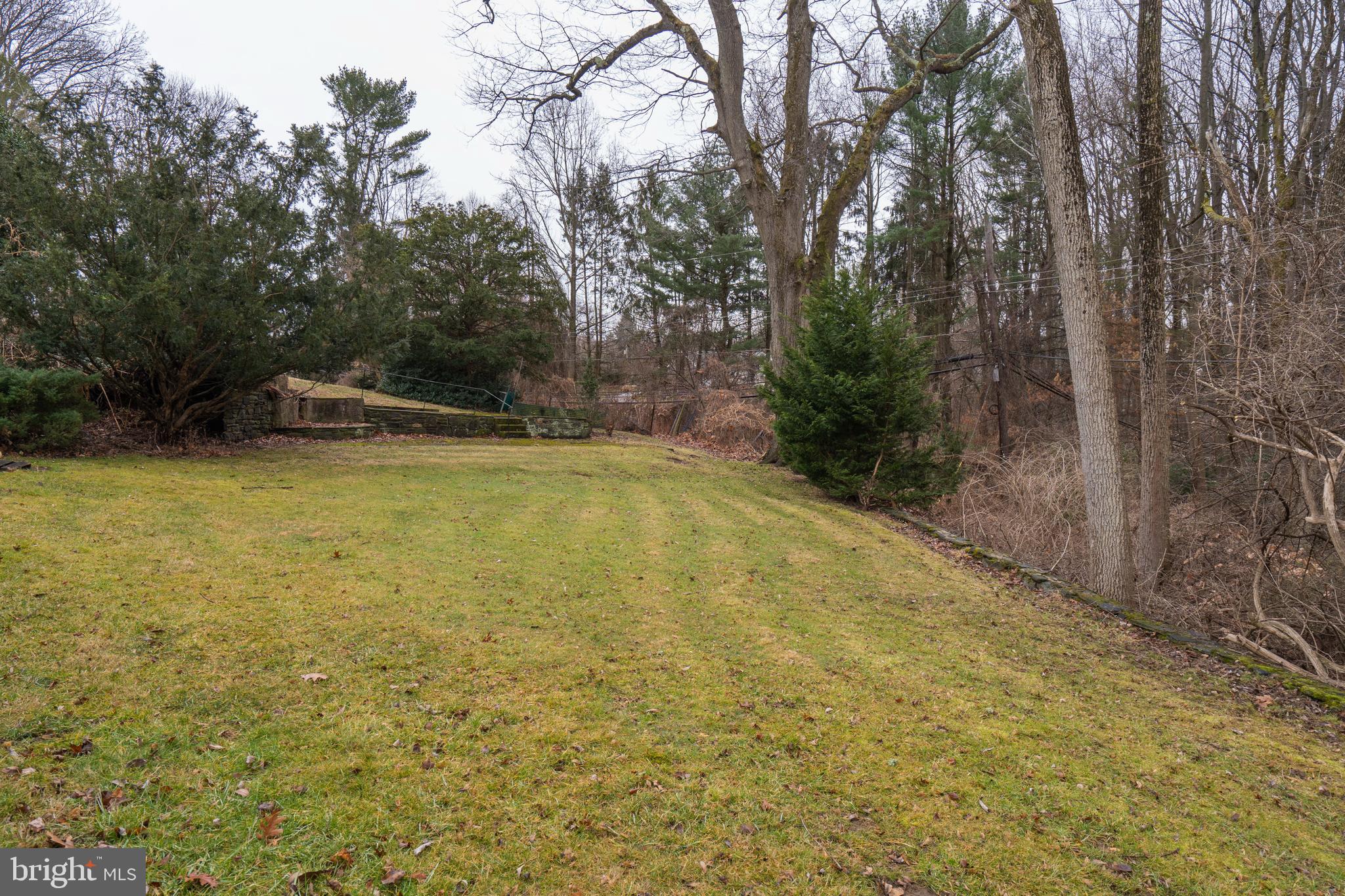 2732 South Kent Road Broomall, PA 19008 - Photo 10 of 29 Gallery Image 10