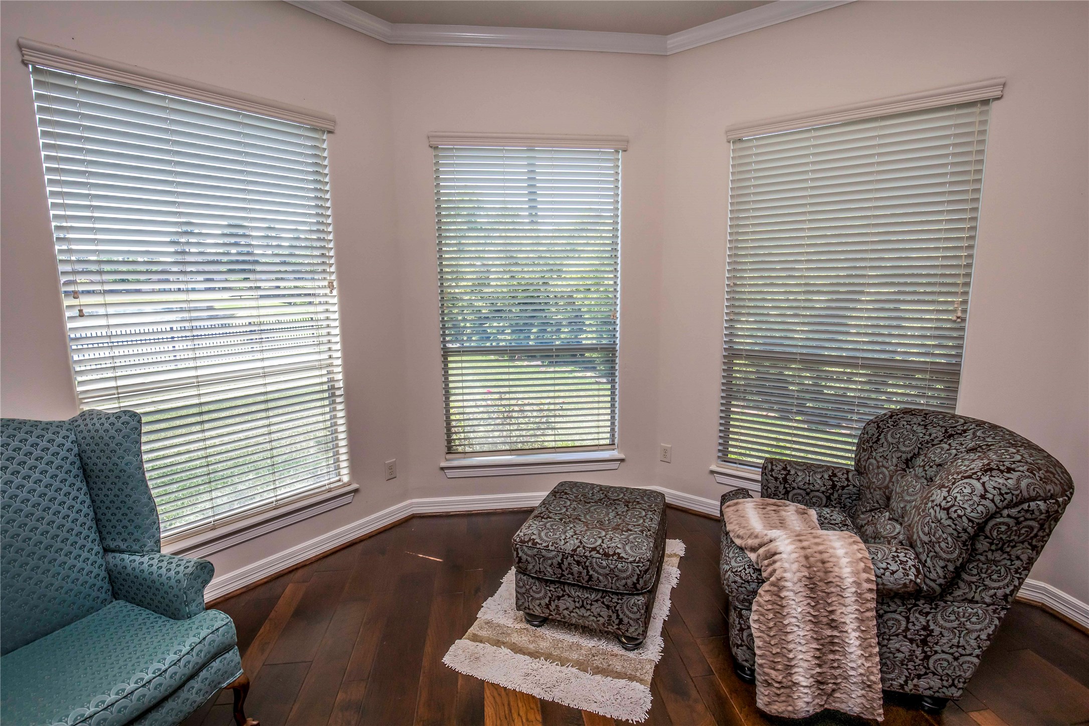 25219 Hideaway Run Drive Spring, TX 77389 - Photo 29 of 45 a living room with furniture and a large window