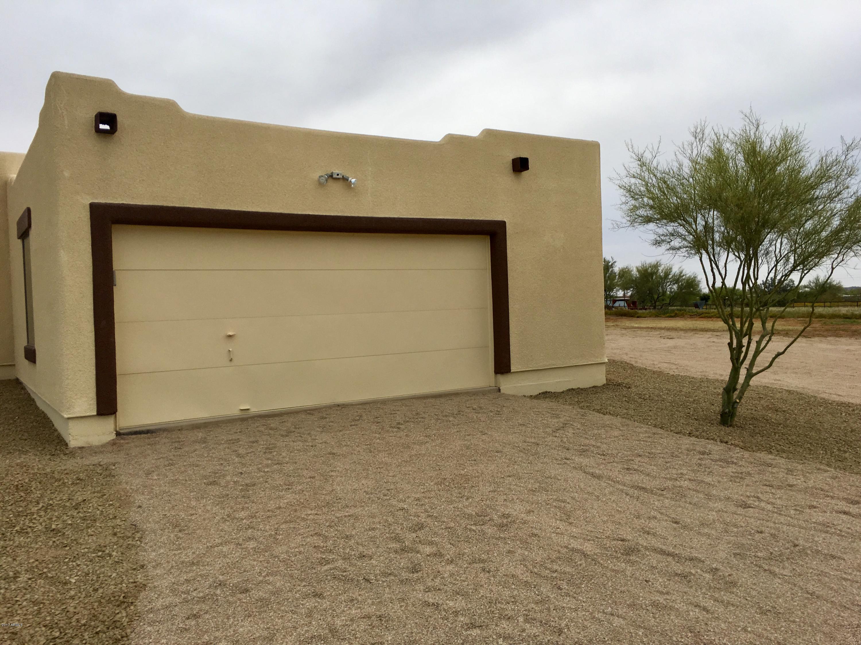 1235 East Joy Ranch Road Phoenix, AZ 85086 - Photo 3 of 12 IMG_4425