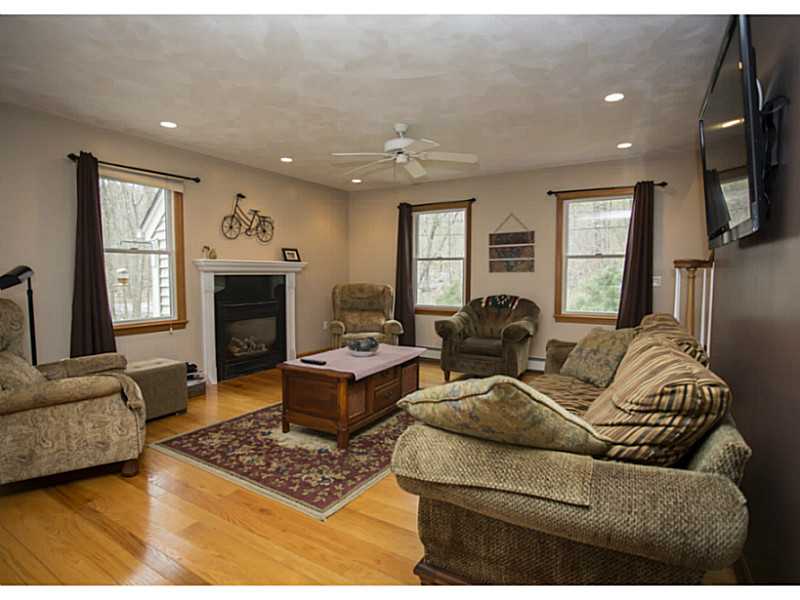 13 Cook Road Cumberland, RI 02864 - Photo 10 of 25 Living Room.