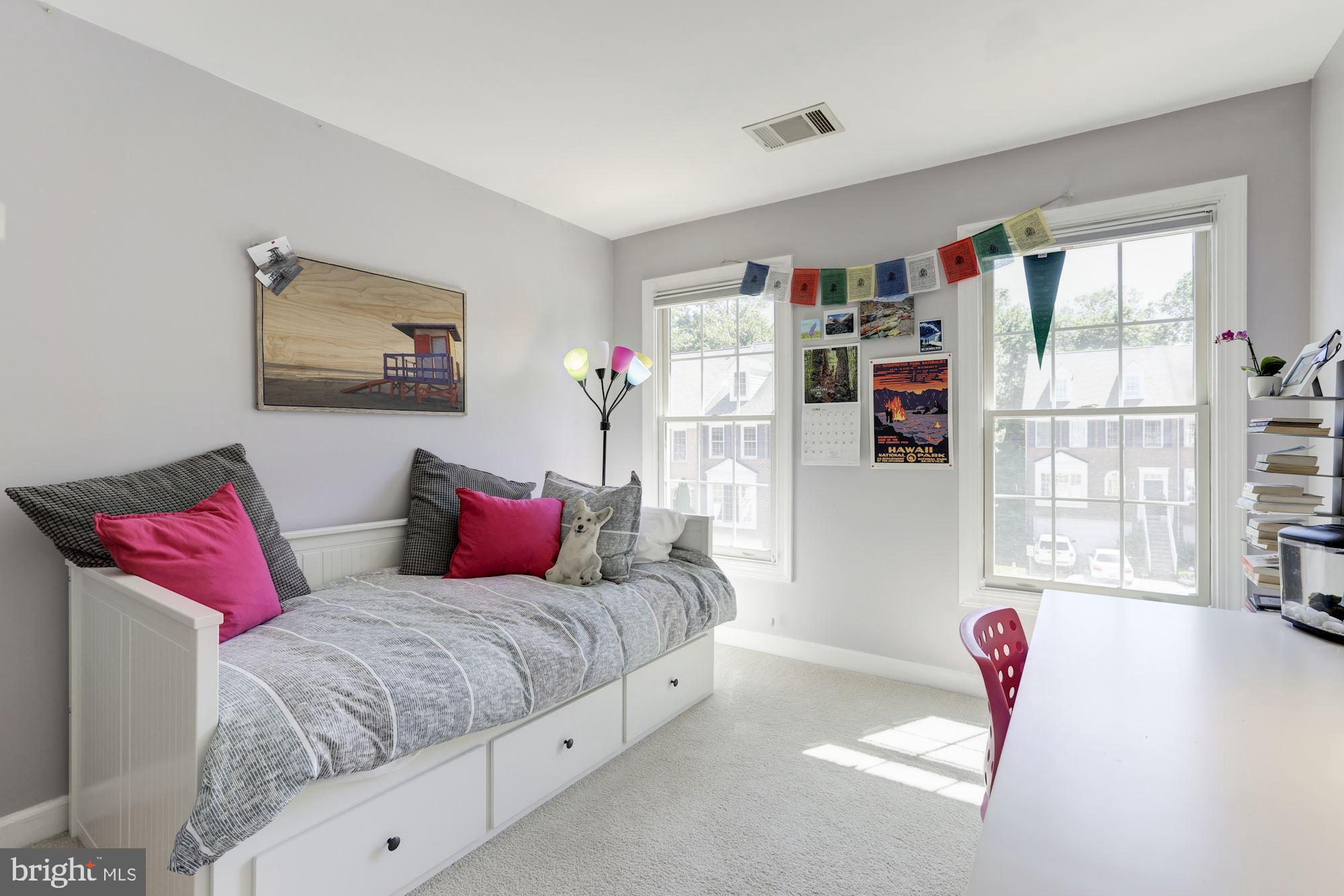 128 Roland Court Southwest Vienna, VA 22180 - Photo 23 of 33 Gallery Image 23