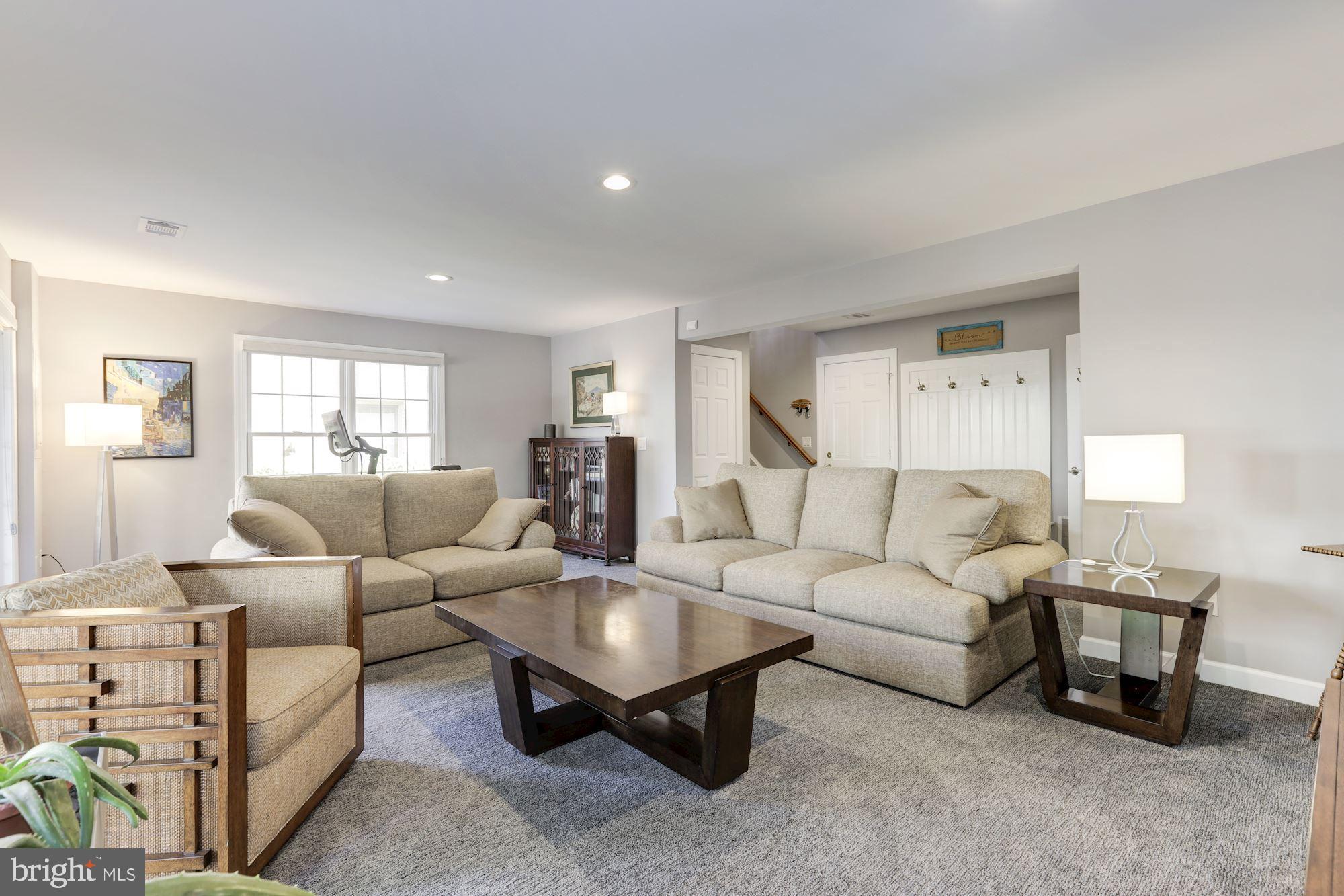 128 Roland Court Southwest Vienna, VA 22180 - Photo 27 of 33 Gallery Image 27