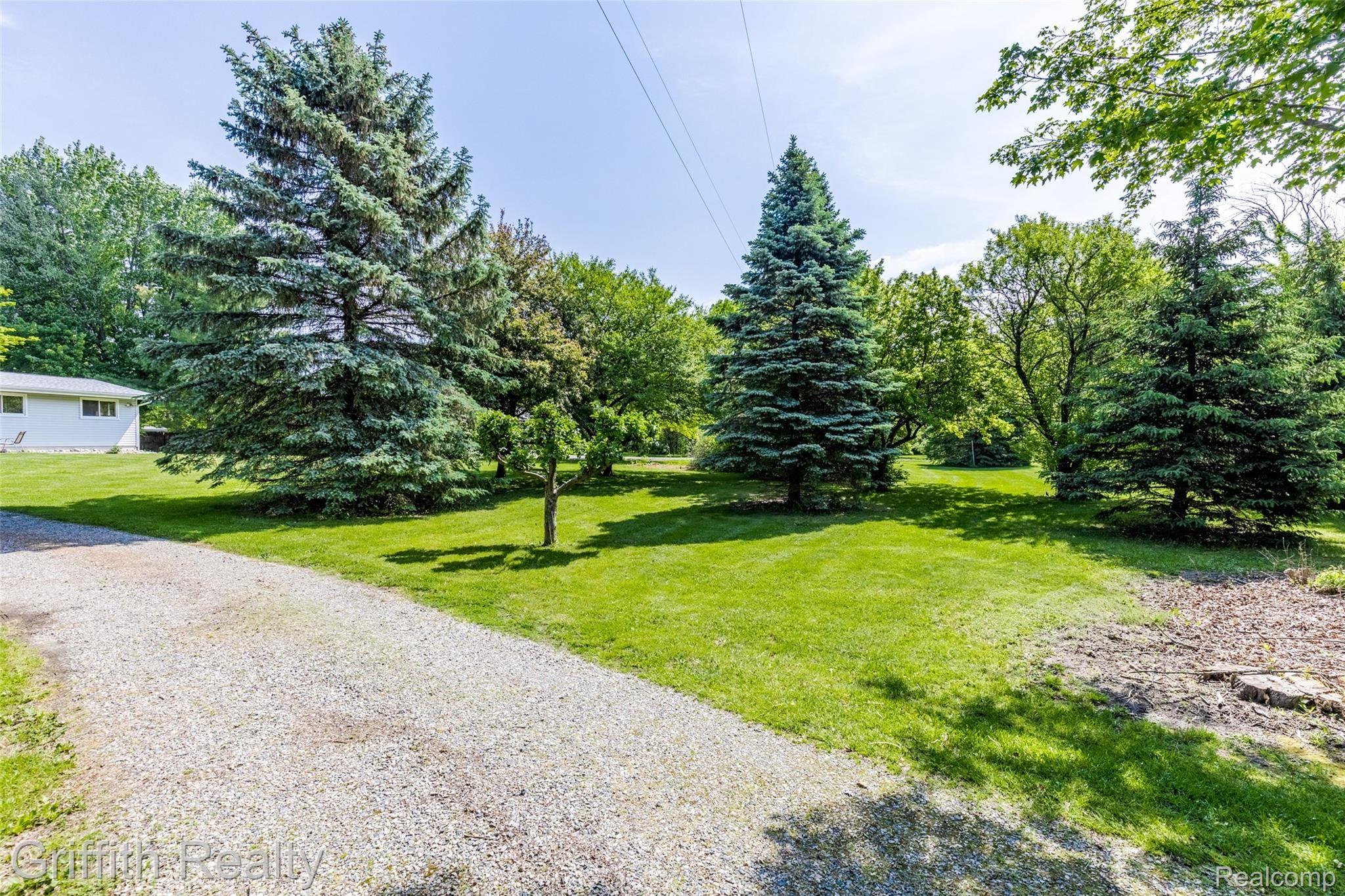 5395 Faussett Road Howell, MI 48855 - Photo 7 of 48 5395 Faussett-7.jpg