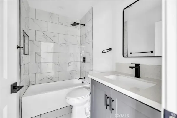 $1,090,000 | 1601 West 165th Street, Compton, CA 90220