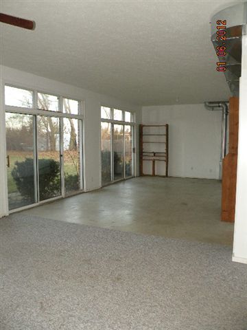 1190 Cook Road Owosso, MI 48867 - Photo 7 of 8 31085883-6.JPG