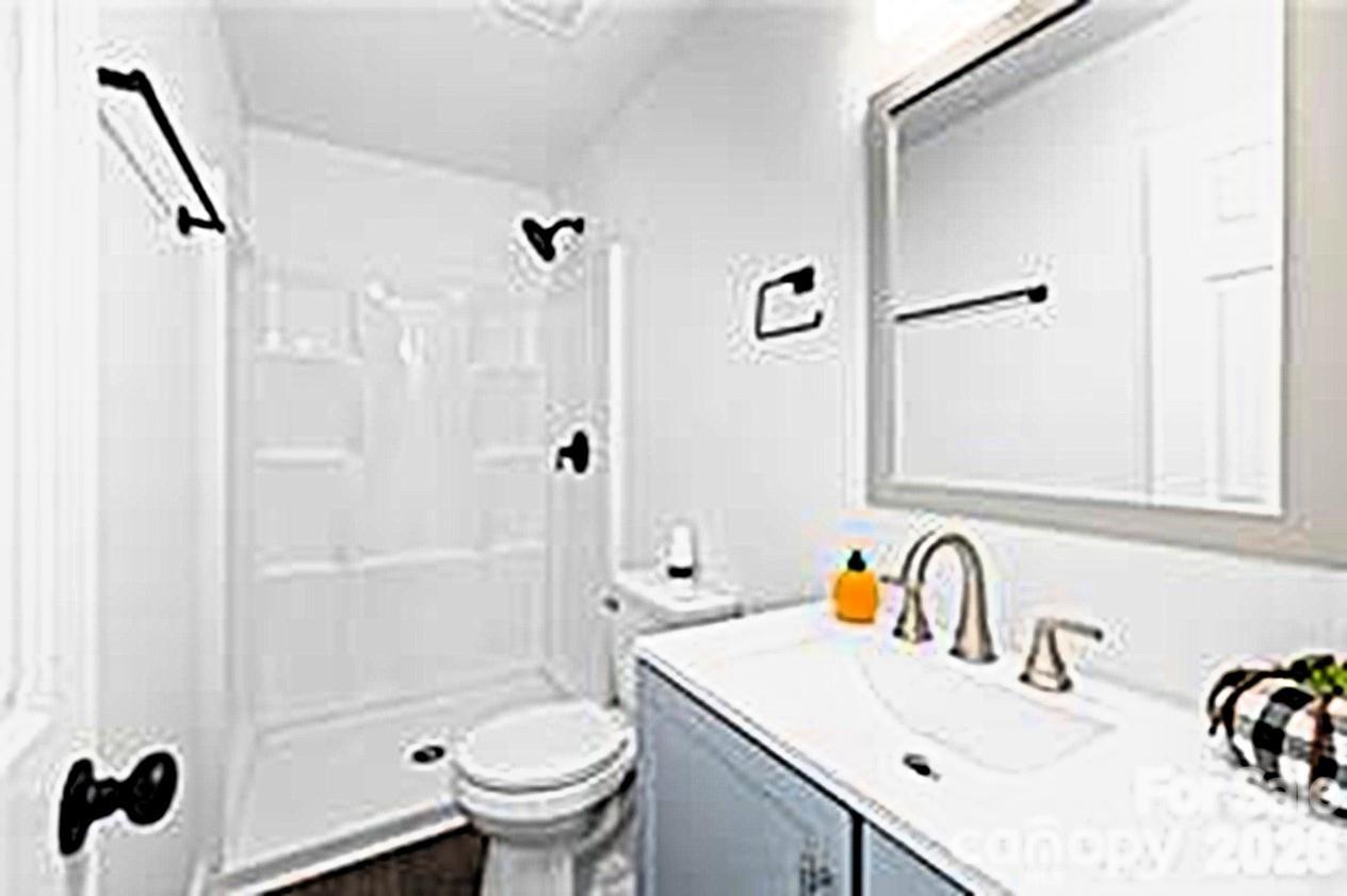 332 East Dunlap Street Lancaster, SC 29720 - Photo 8 of 19