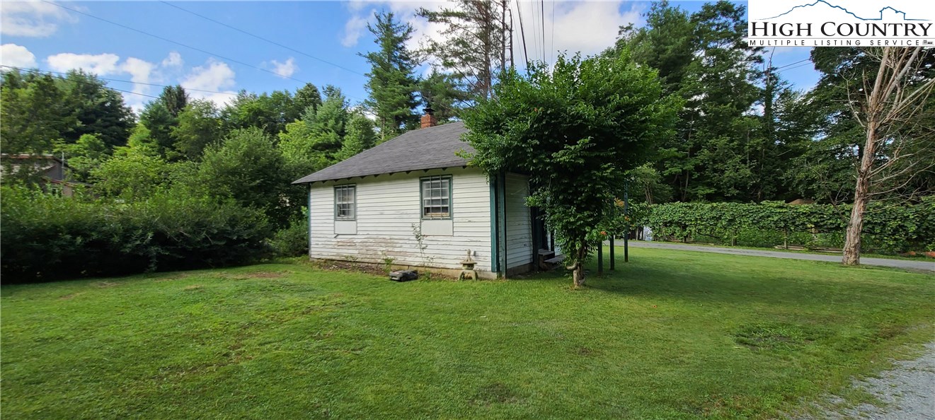 121 Foothills Drive Boone, NC 28607 - Photo 23 of 27 Gallery Image 23