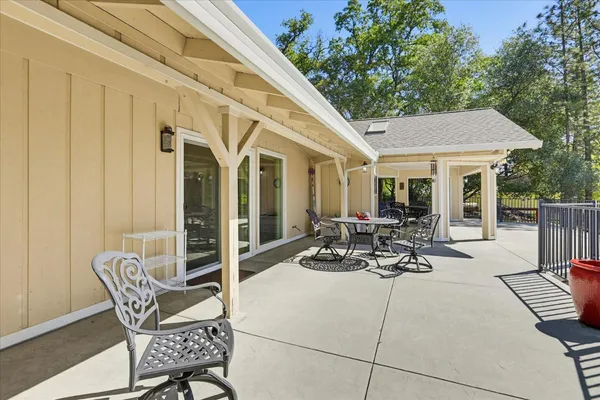 $1,035,000 | 18649 Wildflower Drive, Penn Valley, CA 95946