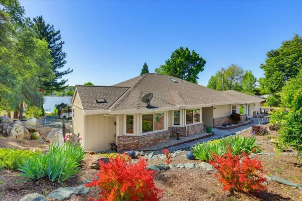 $1,035,000 | 18649 Wildflower Drive, Penn Valley, CA 95946