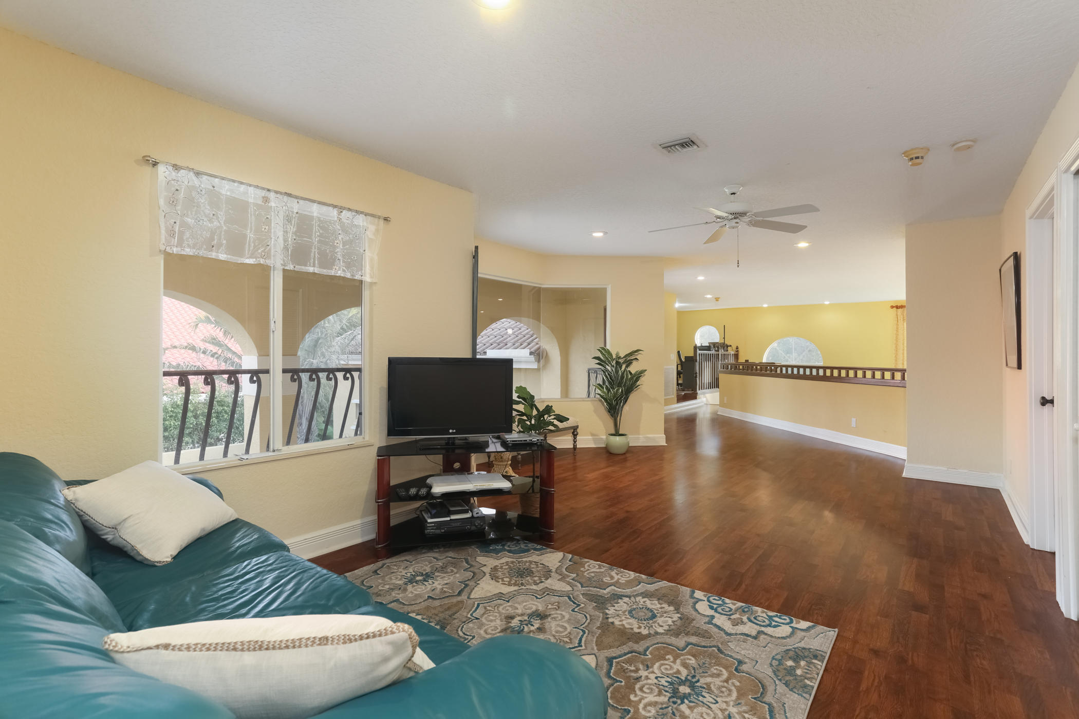 3178 Northwest 60th Street Boca Raton, FL 33496 - Photo 26 of 43 3178_NW_60_St.2nd Floor Living Area