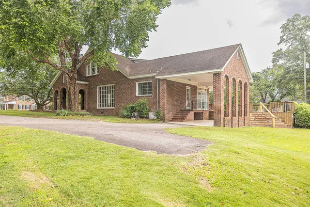 $339,900 | 423 Columbia Road, Edgefield, SC 29824