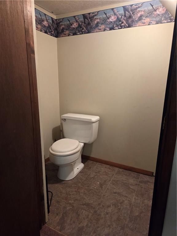 163 Noll Road Georgetown, PA 15043 - Photo 28 of 47