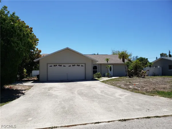 $2,300 | Undisclosed Address, Fort Myers, FL 33967