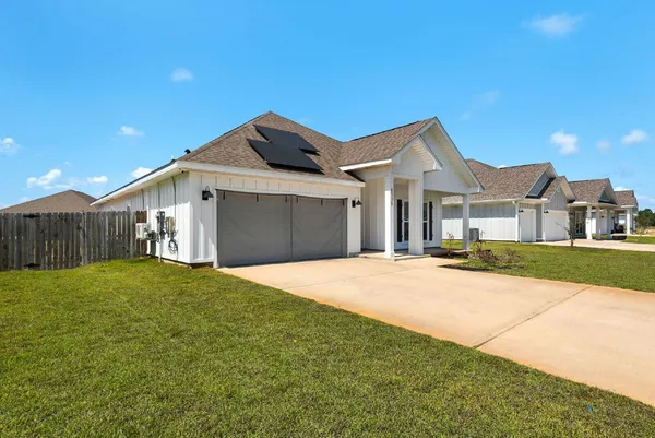 $2,950 | 6539 Forest Bay Avenue, Gulf Breeze, FL 32563