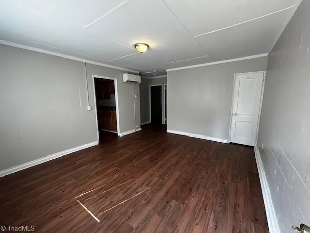 $795 | 1213 Gatewood Avenue, Greensboro, NC 27405