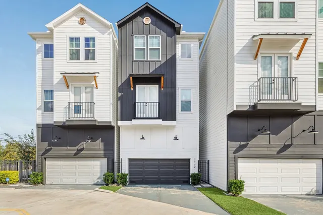 $399,000 | 2826 Versailles Oak Lane, Houston, TX 77092