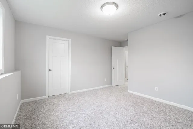 $459,900 | 6134 Rachele Avenue Northeast, Rogers, MN 55374