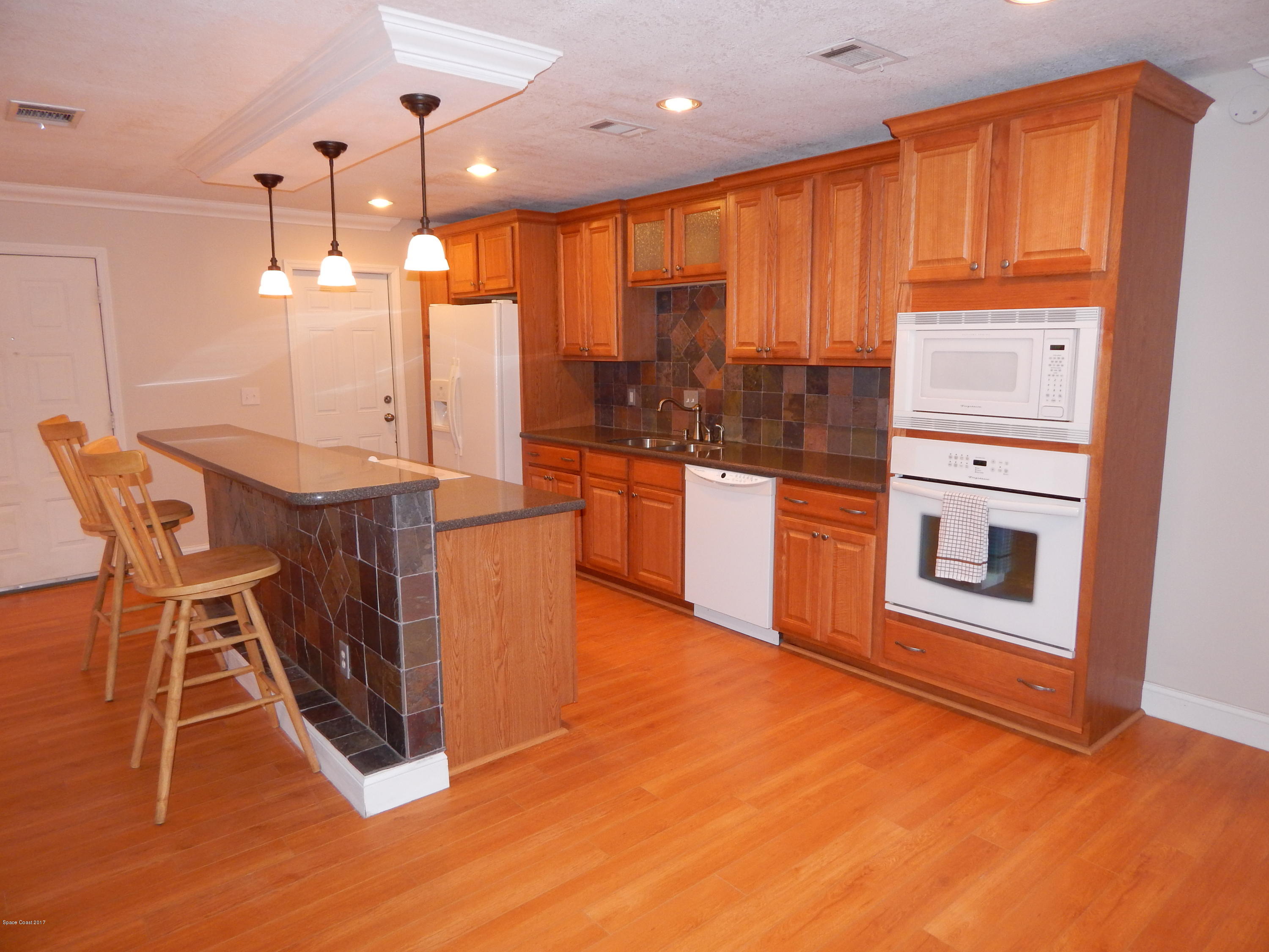 1921 Tallridge Road Melbourne, FL 32935 - Photo 5 of 20 DSCN6942