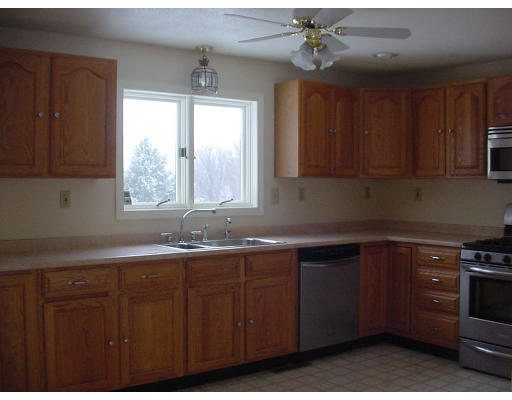 172 New State Road Montgomery, MA 01085 - Photo 11 of 21