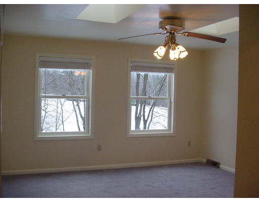 172 New State Road Montgomery, MA 01085 - Photo 15 of 21