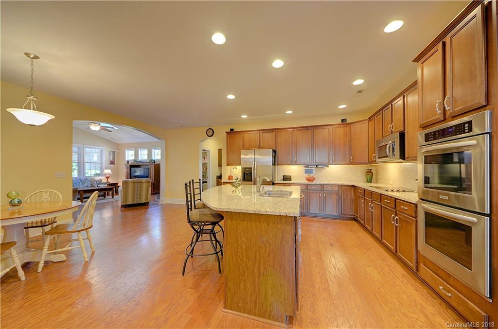 7303 Firespike Road Charlotte, NC 28277 - Photo 4 of 31 Gallery Image 4