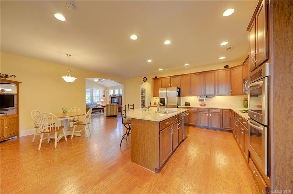 7303 Firespike Road Charlotte, NC 28277 - Photo 7 of 31 Gallery Image 7