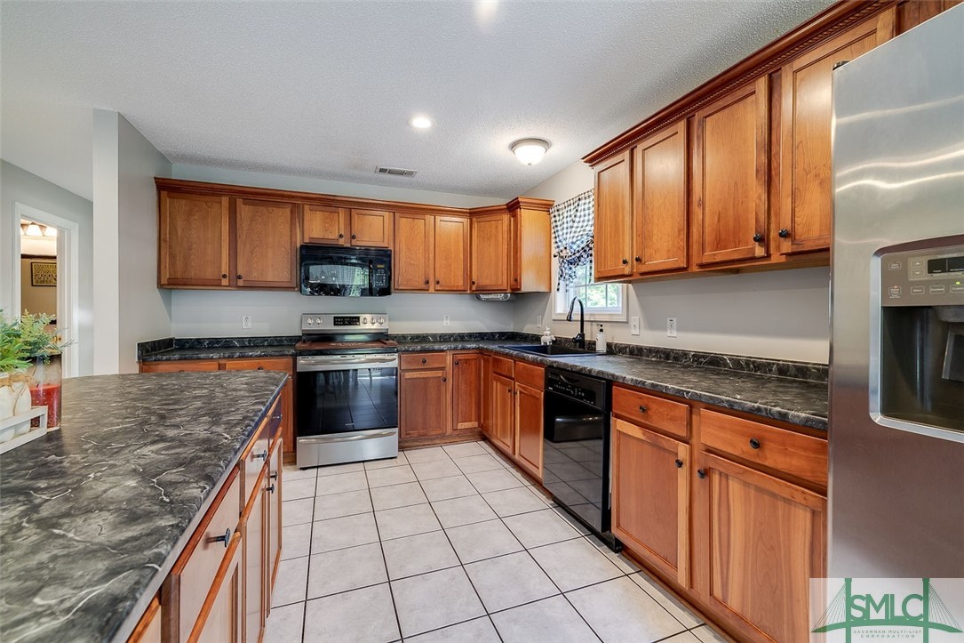 459 Riverside Drive Guyton, GA 31312 - Photo 15 of 37