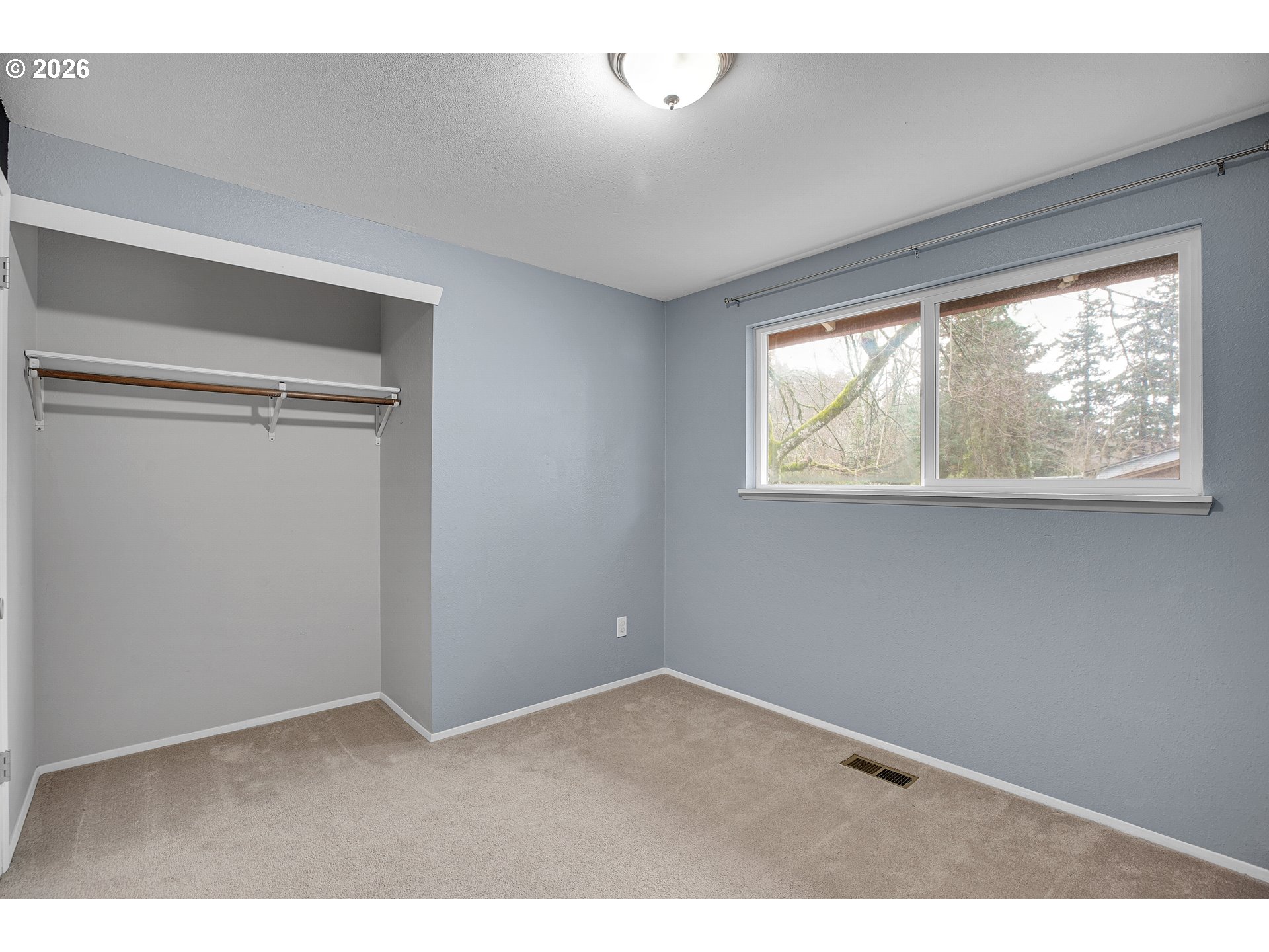 638 Southwest 7th Street Gresham, OR 97080 - Photo 23 of 35