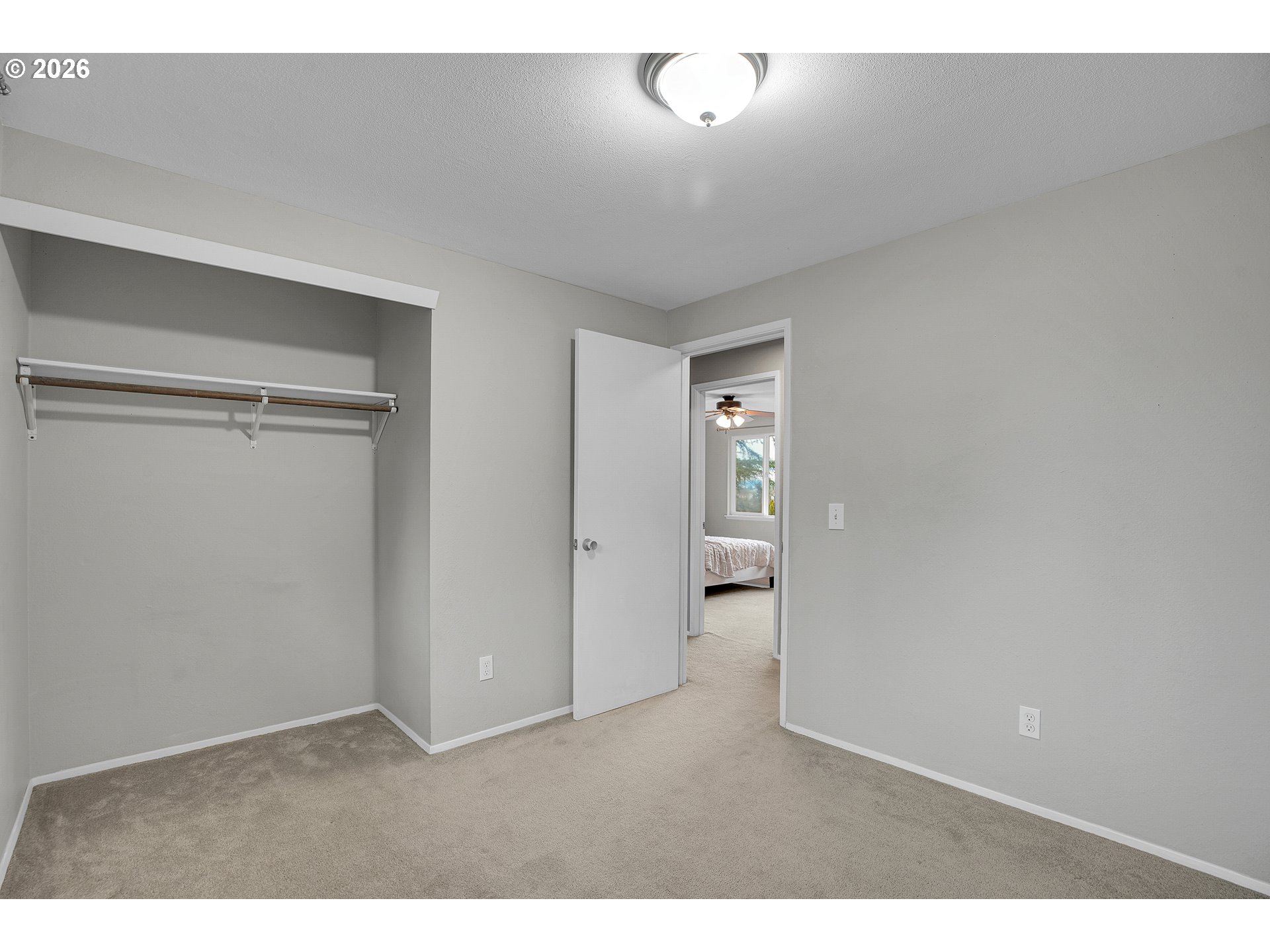 638 Southwest 7th Street Gresham, OR 97080 - Photo 26 of 35