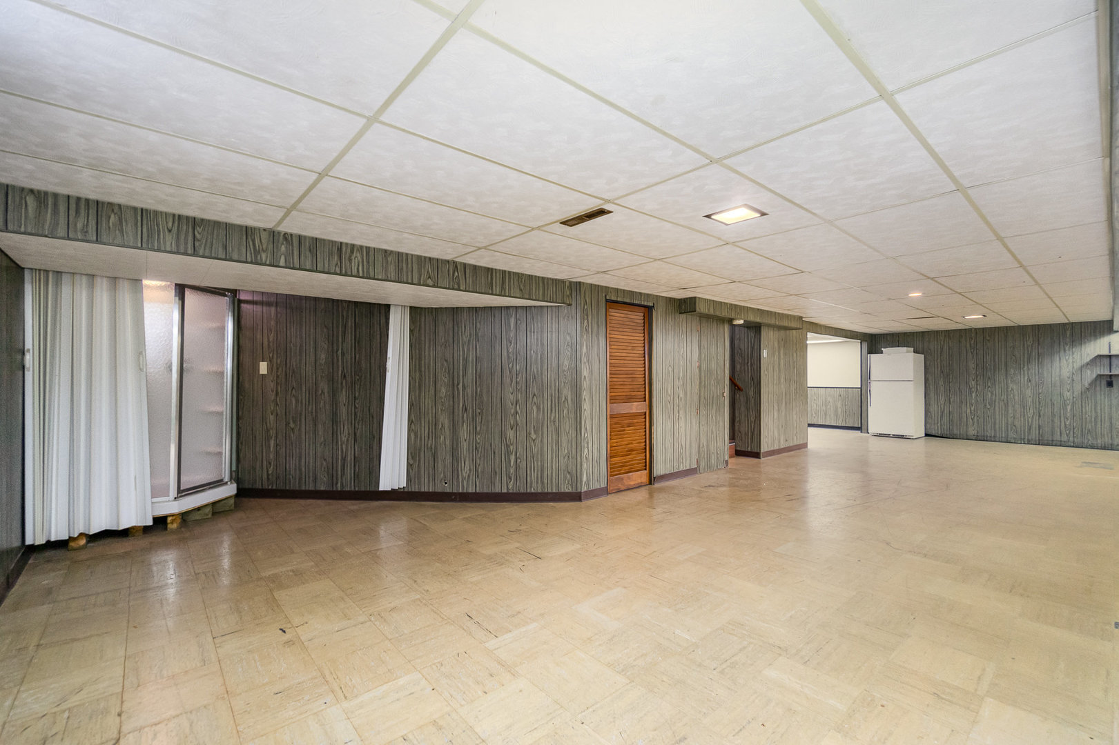 2831 193rd Street Lansing, IL 60438 - Photo 16 of 28 a view of an empty room