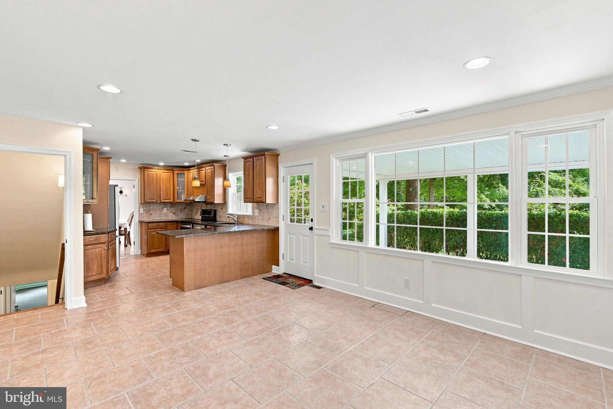 905 Newtown Road Devon, PA 19333 - Photo 26 of 61 Gallery Image 26