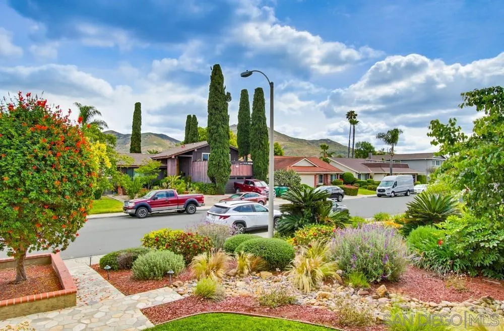 7832 Forrestal Road San Diego, CA 92120 - Photo 5 of 64 View