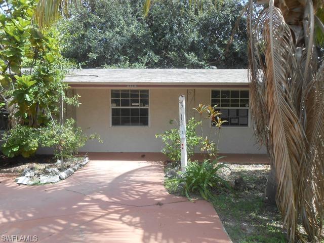 3315 Guilford Road Naples, FL 34112 - Photo 2 of 18 Gallery Image 2