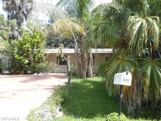3315 Guilford Road Naples, FL 34112 - Photo 3 of 18 Gallery Image 3