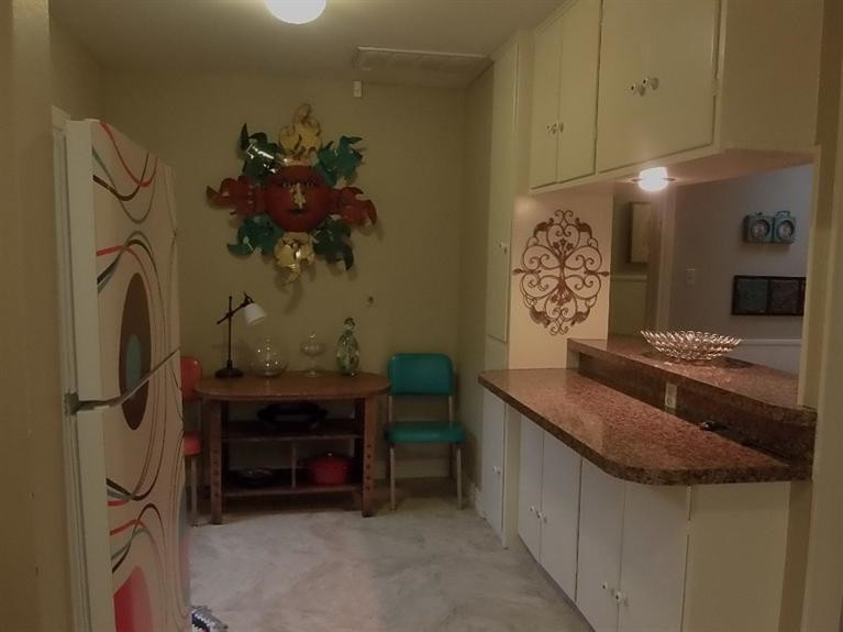 2202 30th Street Lubbock, TX 79411 - Photo 4 of 10 Photo 4