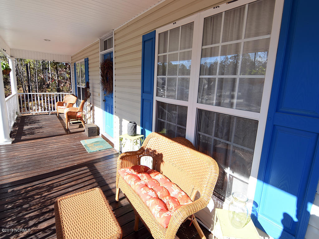 24 Cedar Road Southport, NC 28461 - Photo 20 of 22 Porch