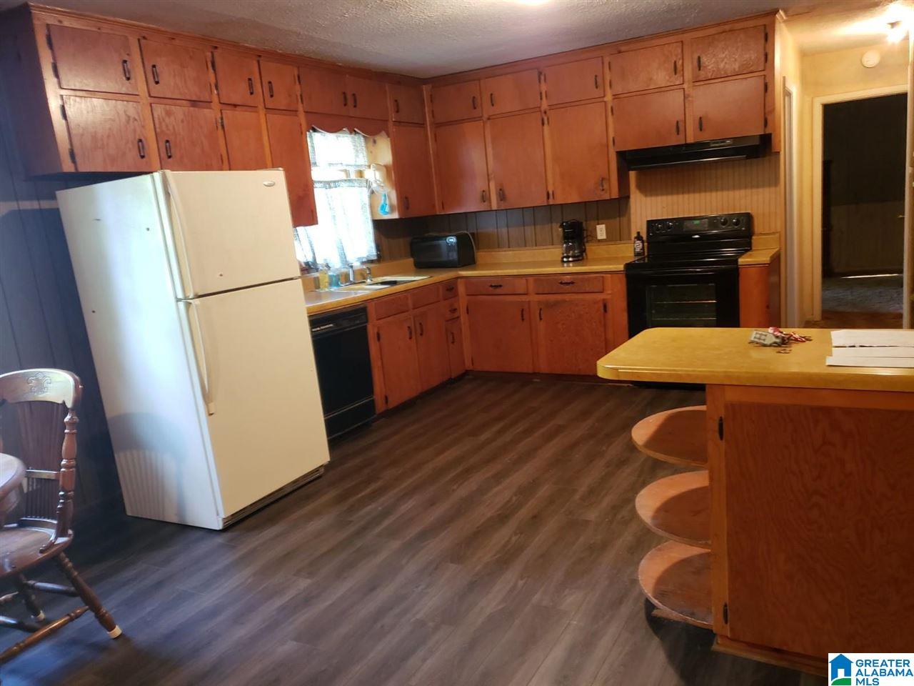 1505 Forney Street Oxford, AL 36203 - Photo 4 of 48